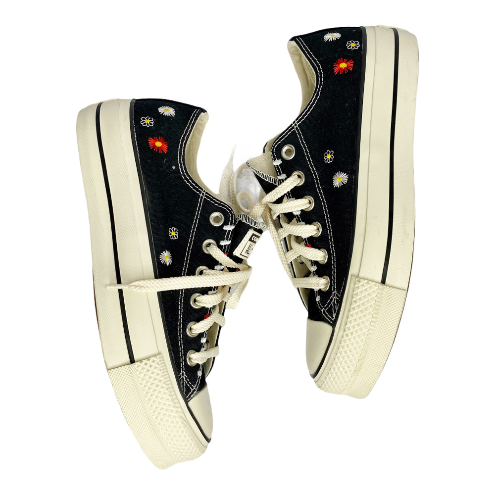 Converse Embroidered Floral Chuck Taylor 8.5